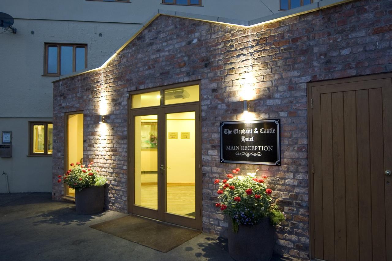 The Elephant & Castle Hotel Newtown  Luaran gambar