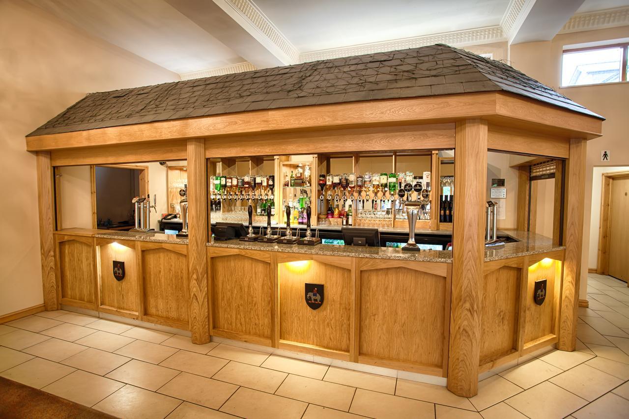 The Elephant & Castle Hotel Newtown  Luaran gambar